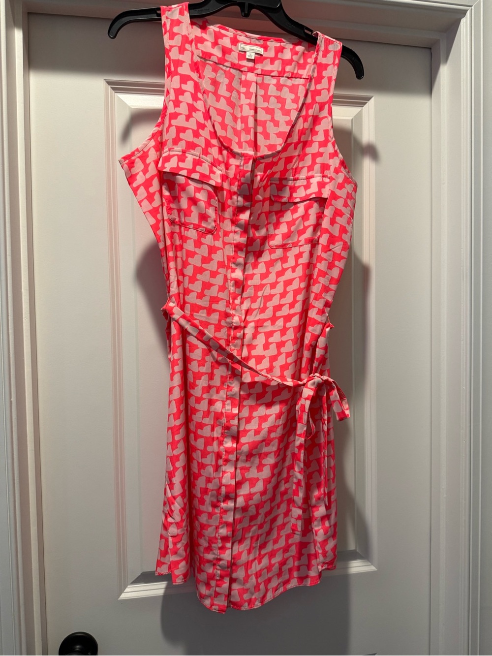 GAP Coral and beige button down front sleeveless shirt dress